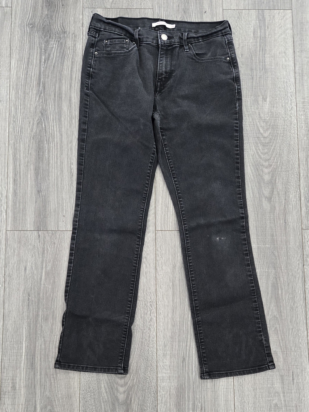 Levi’s 505 Straight Jeans Women’s 28 Black Wash Denim.